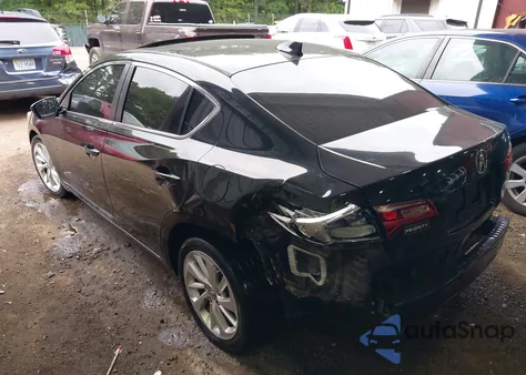 2018 Acura Ilx Acurawatch Plus Package из США, поврежденный, VIN 19UDE2F3XJA000732